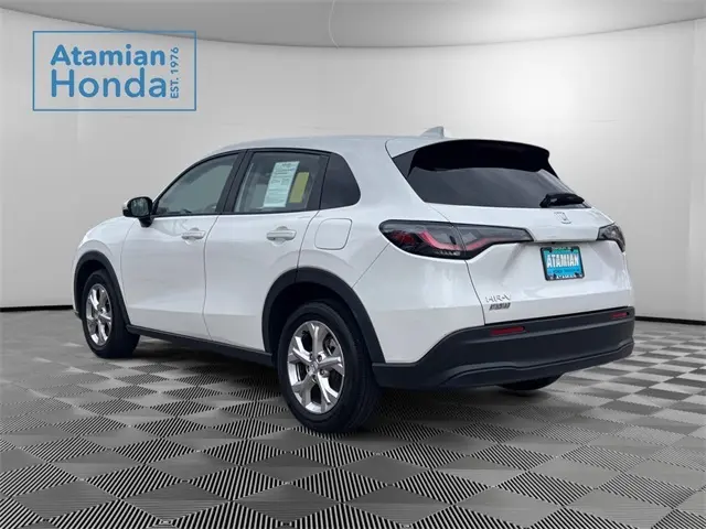 2024 Honda HR-V LX photo 3