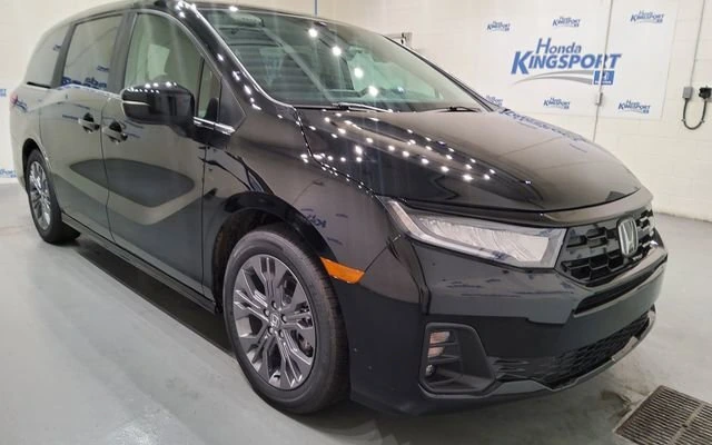 2026 Honda Odyssey Touring's photo