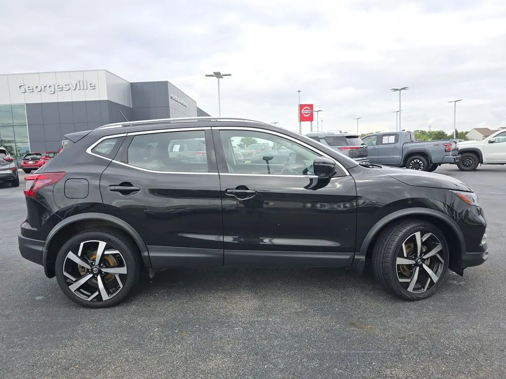2021 Nissan Rogue Sport SL photo 17