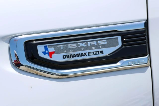 2026 GMC Sierra 1500 SLT - Photo 8