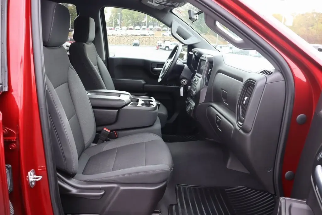 2022 Chevrolet Silverado 1500 Custom photo 15