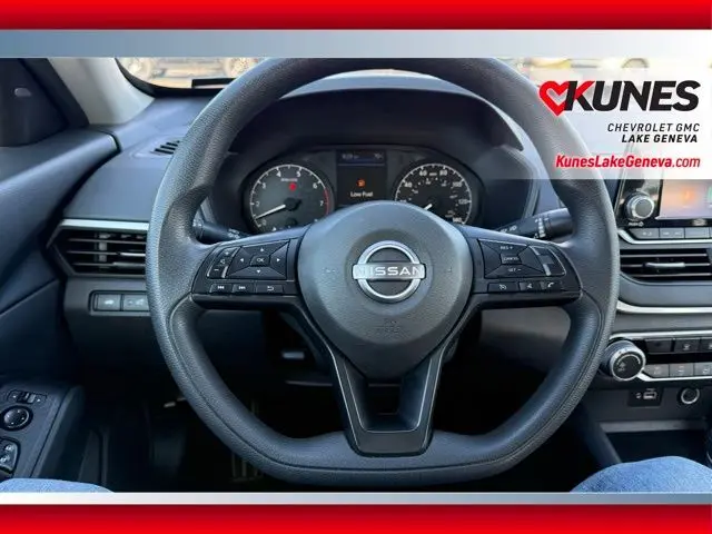 2023 Nissan Altima 2.5 S photo 22