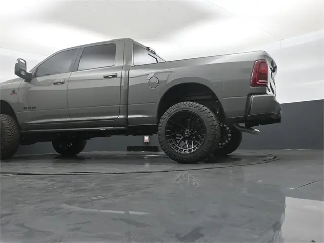2025 Ram 2500 Laramie photo 28