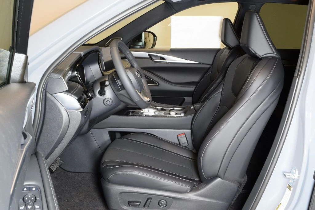 2027 INFINITI QX60 Sport - Photo 11