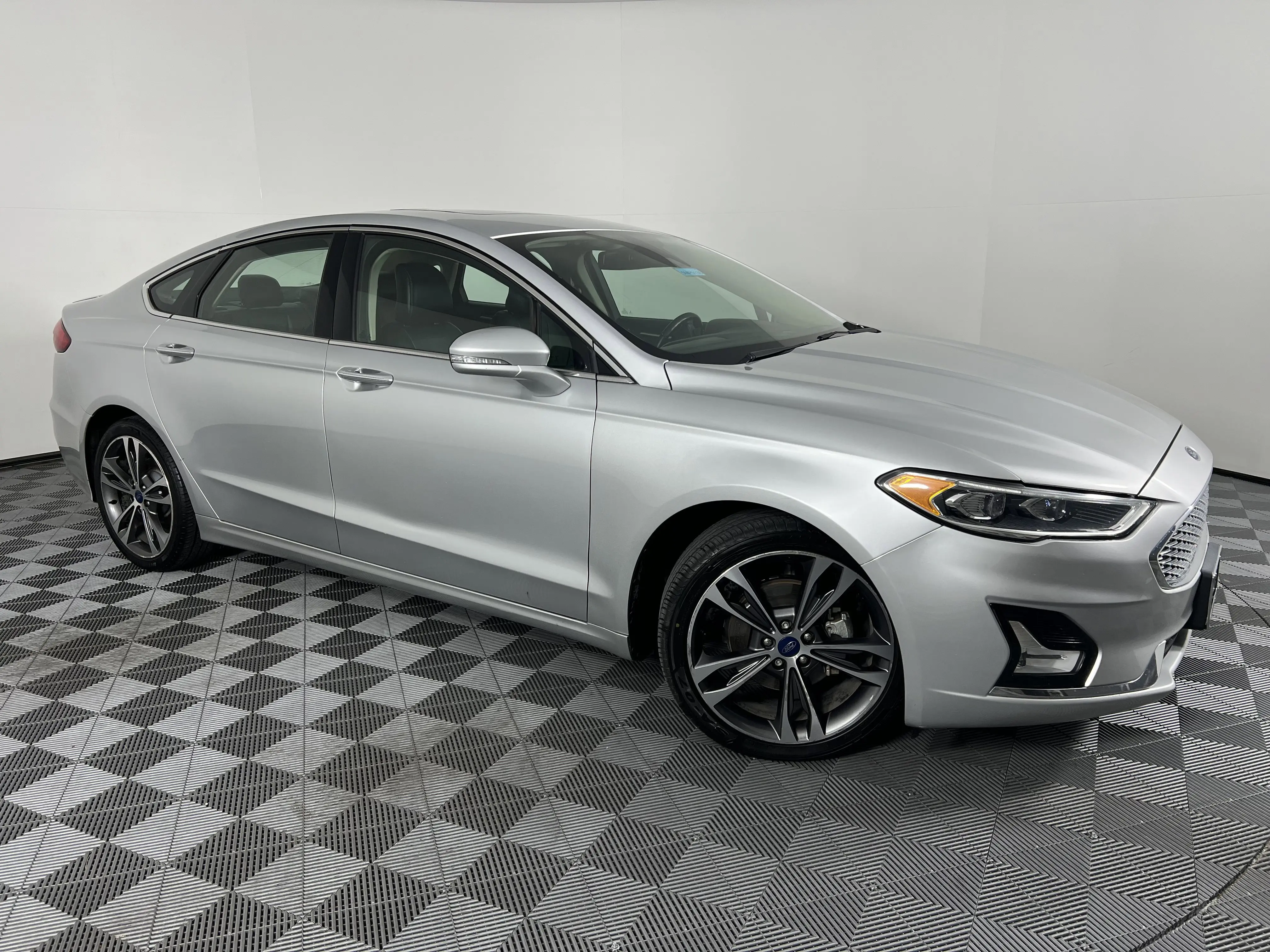 Used 2019 Ford Fusion Titanium with VIN 3FA6P0D98KR205170 for sale in Farmington, UT