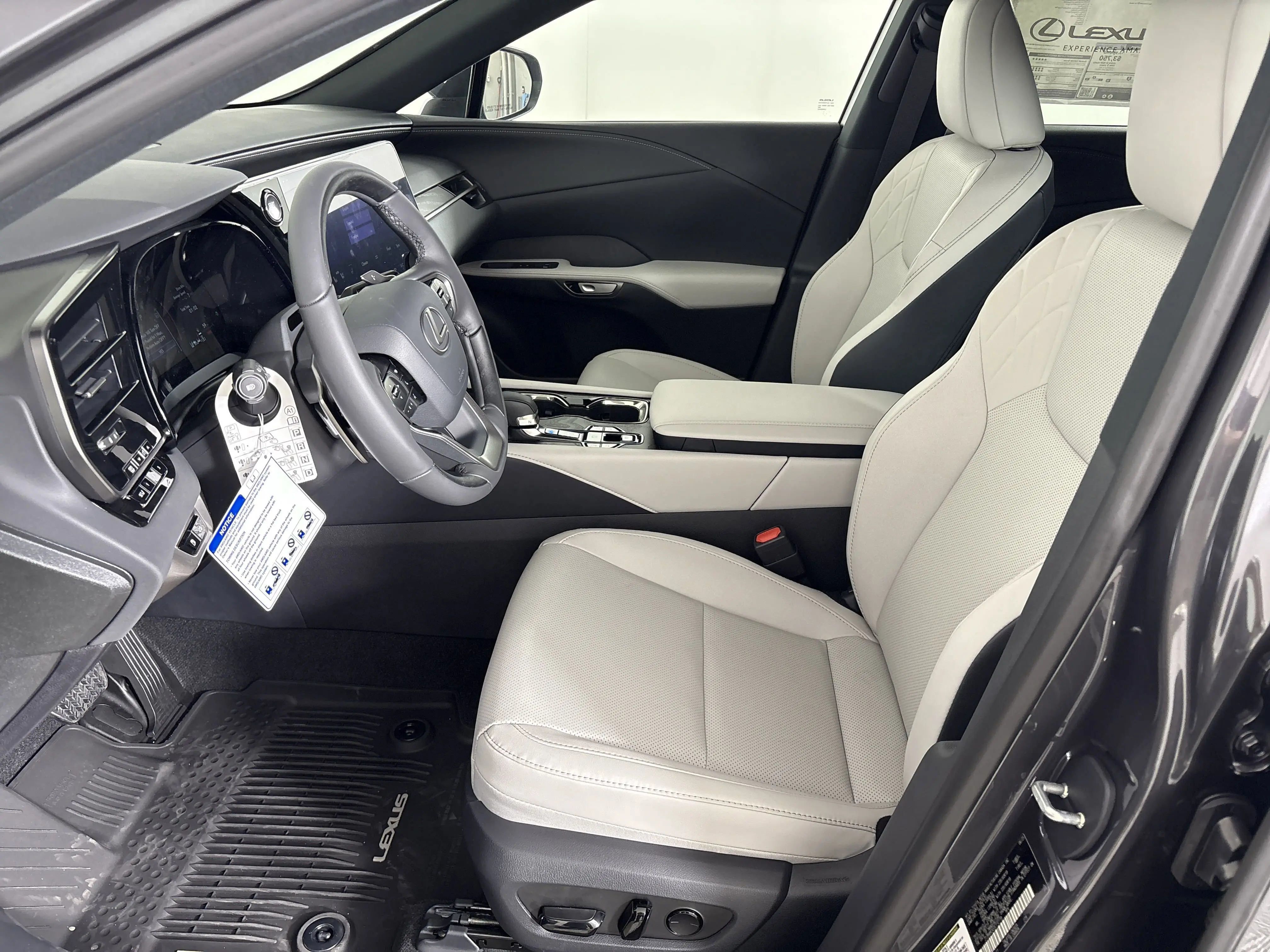 2025 Lexus RX 350 Premium AWD photo 4
