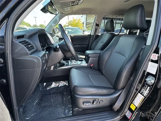 2024 Toyota 4Runner SR5 Premium photo 12