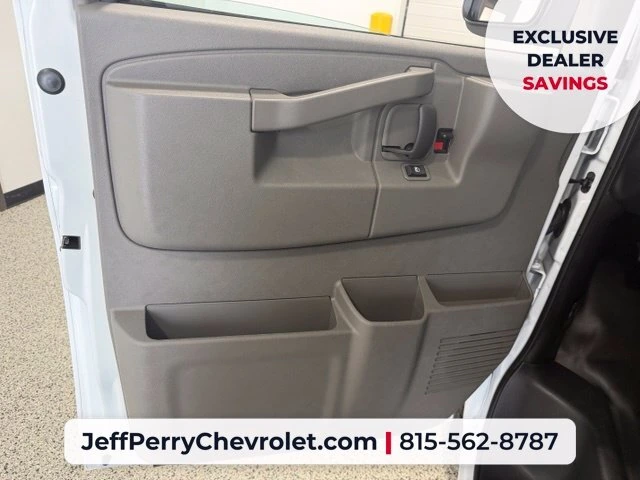 2026 Chevrolet Express Cargo Work Van - Photo 8