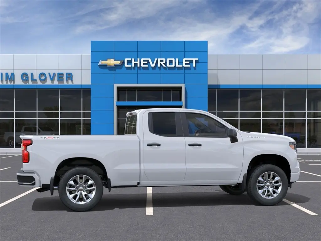 2026 Chevrolet Silverado 1500 Custom photo 5
