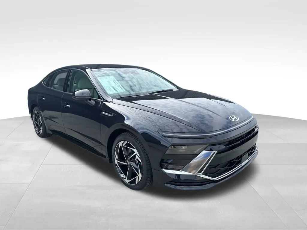 2026 Hyundai Sonata SEL Sport photo 4