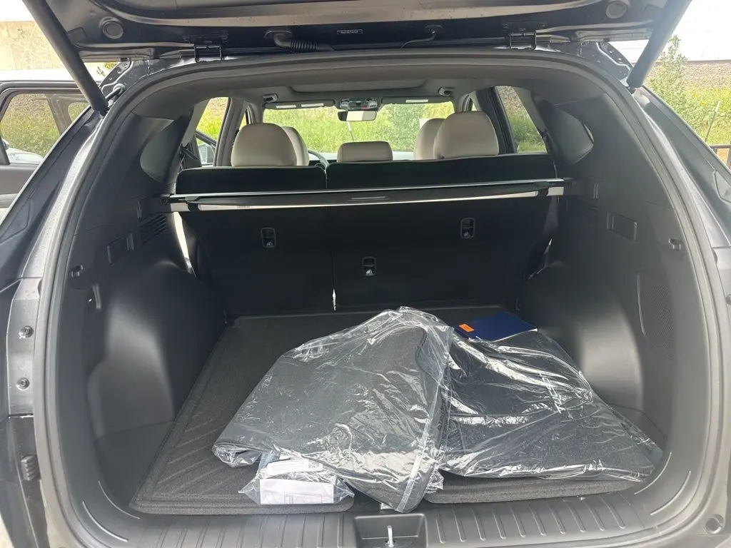 2026 Hyundai Tucson Limited photo 16