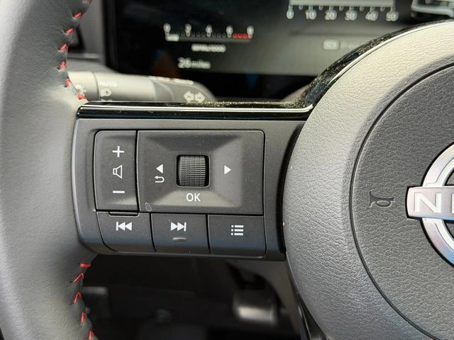 2026 Nissan KICKS SR - Photo 13