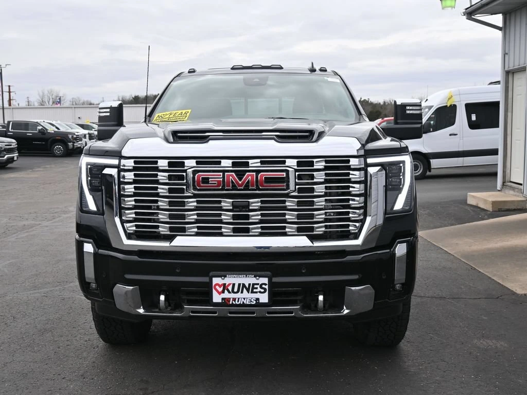 2026 GMC Sierra 2500HD Denali - Photo 10