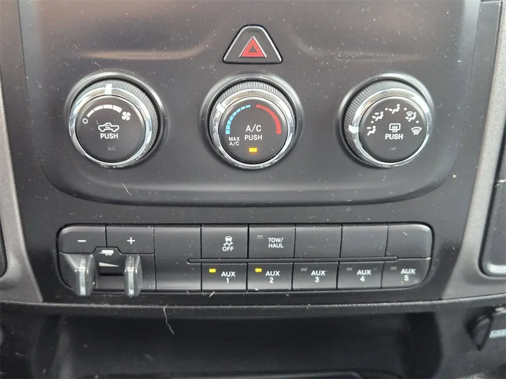 2018 Ram 2500 Tradesman photo 21