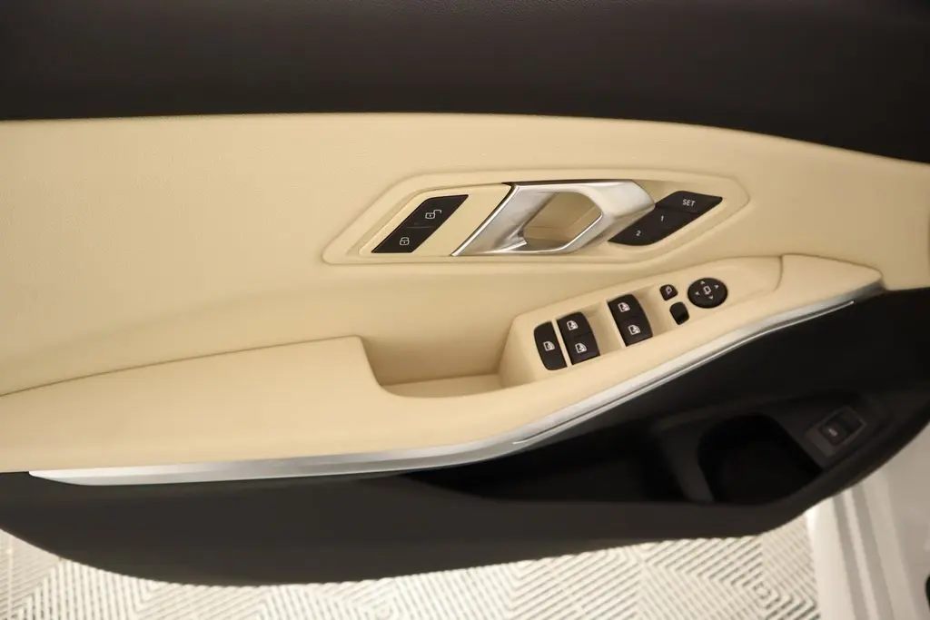 2025 Bmw 330i photo 17