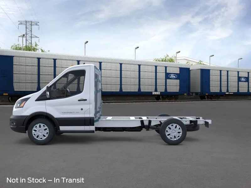 2025 Ford Transit photo 2