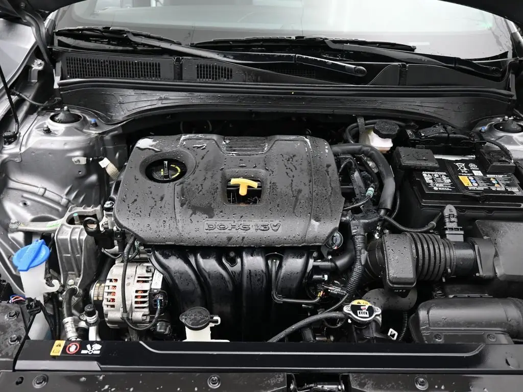 2024 Kia Forte GT-Line photo 22