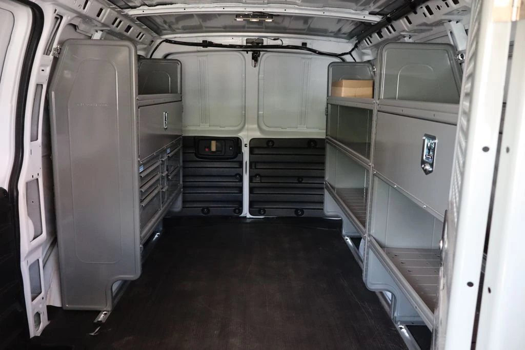2025 Chevrolet Express Cargo Work Van - Photo 32