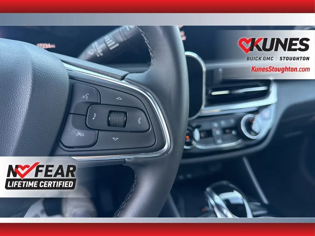 2024 Buick Envista ST photo 16