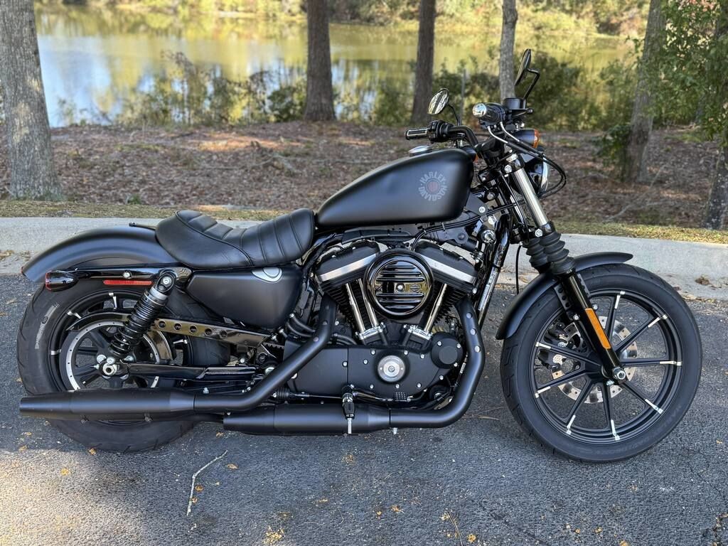 XL 883N 2022 Iron 883™