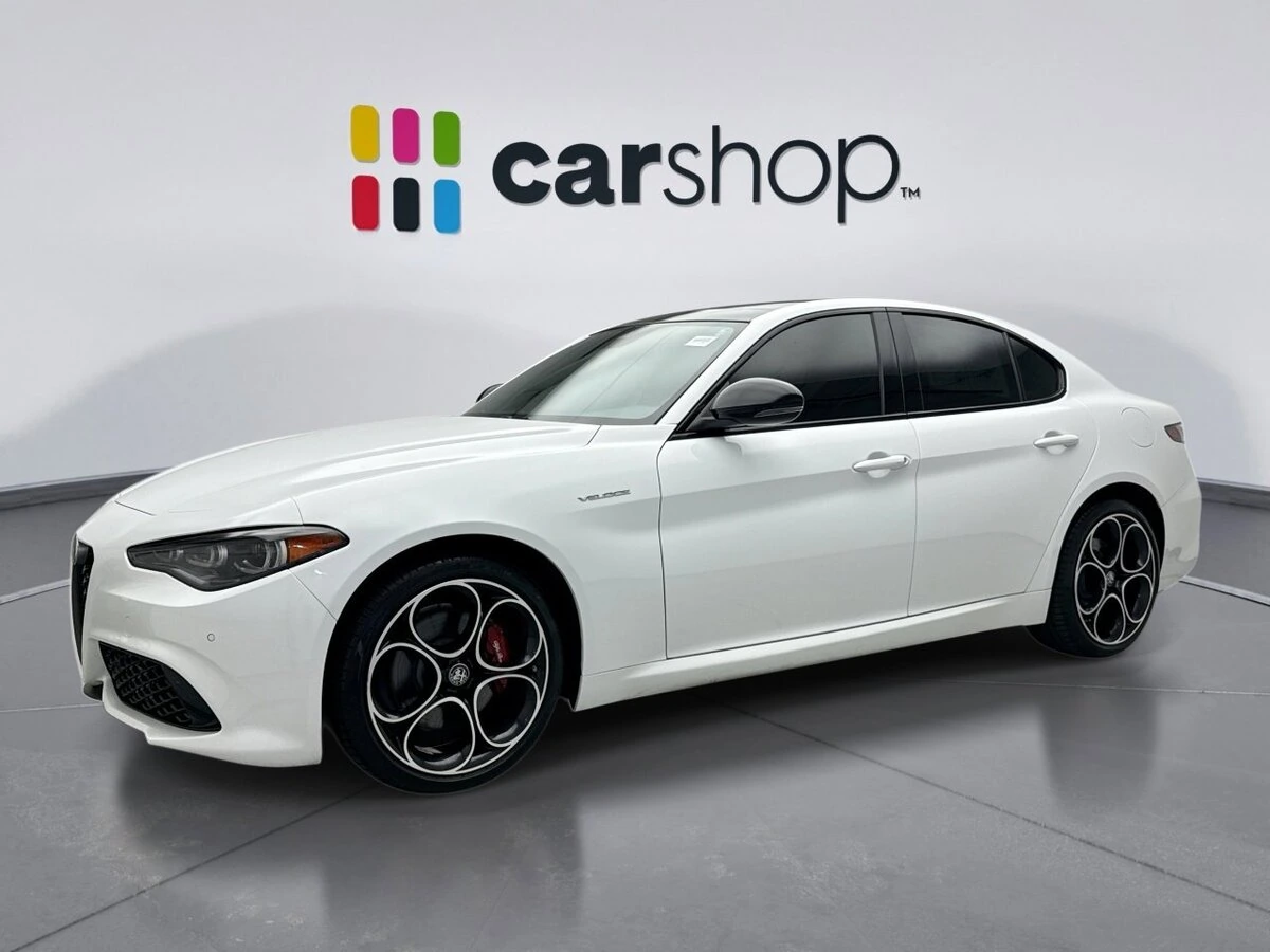 2024 Alfa Romeo Giulia Veloce AWD's photo
