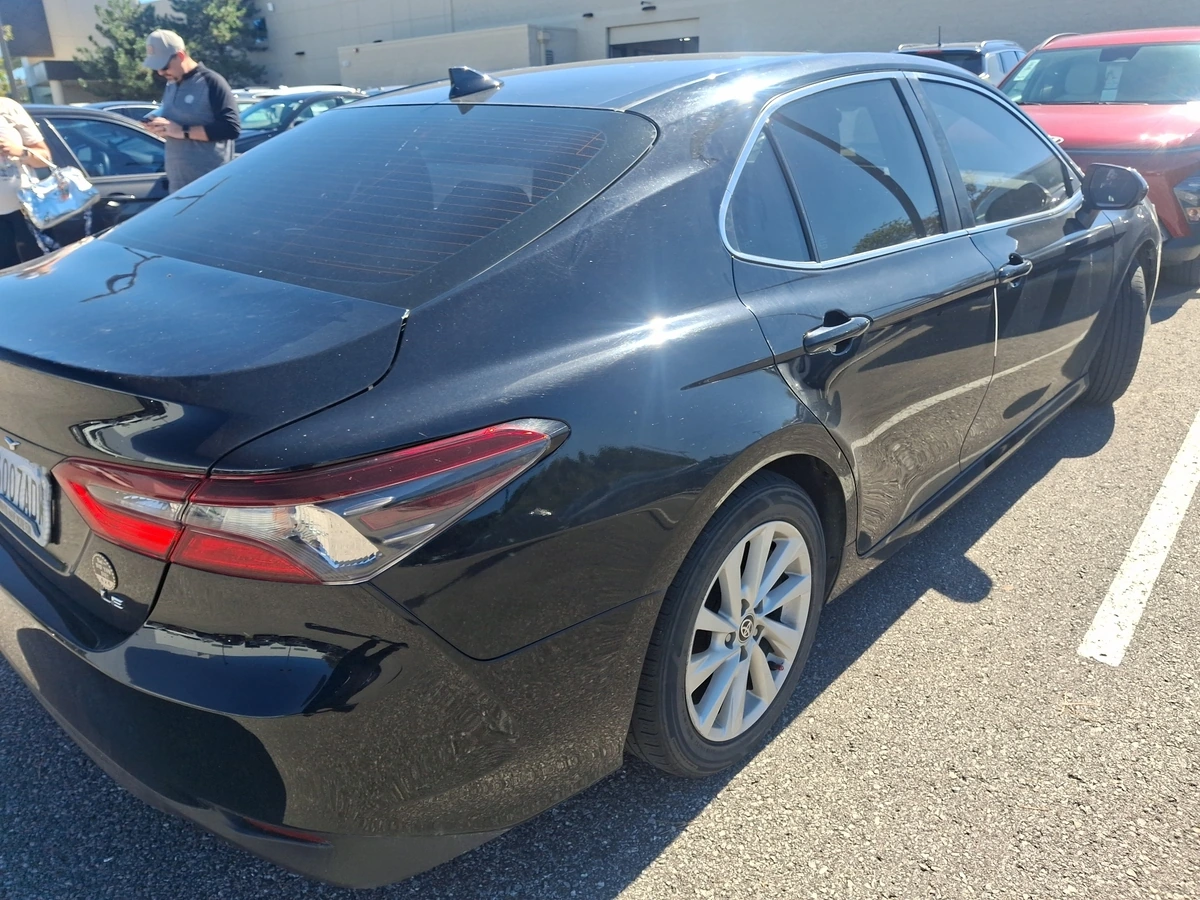 Used 2022 Toyota Camry LE with VIN 4T1C11AKXNU709160 for sale in Kansas City