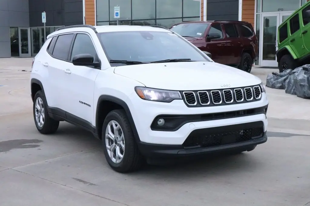 2026 Jeep Compass Latitude's photo