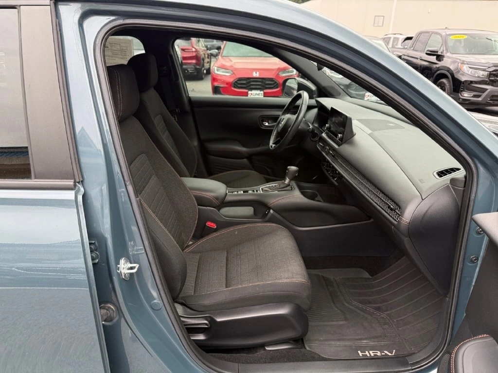 2025 Honda HR-V Sport - Photo 24