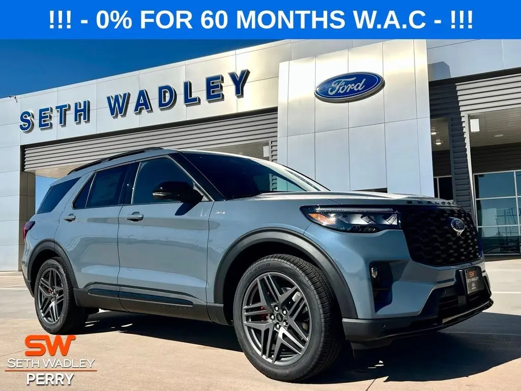 2025 Ford Explorer ST-LINE's photo