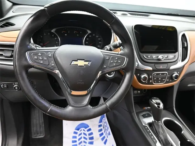 2020 Chevrolet Equinox Premier photo 17