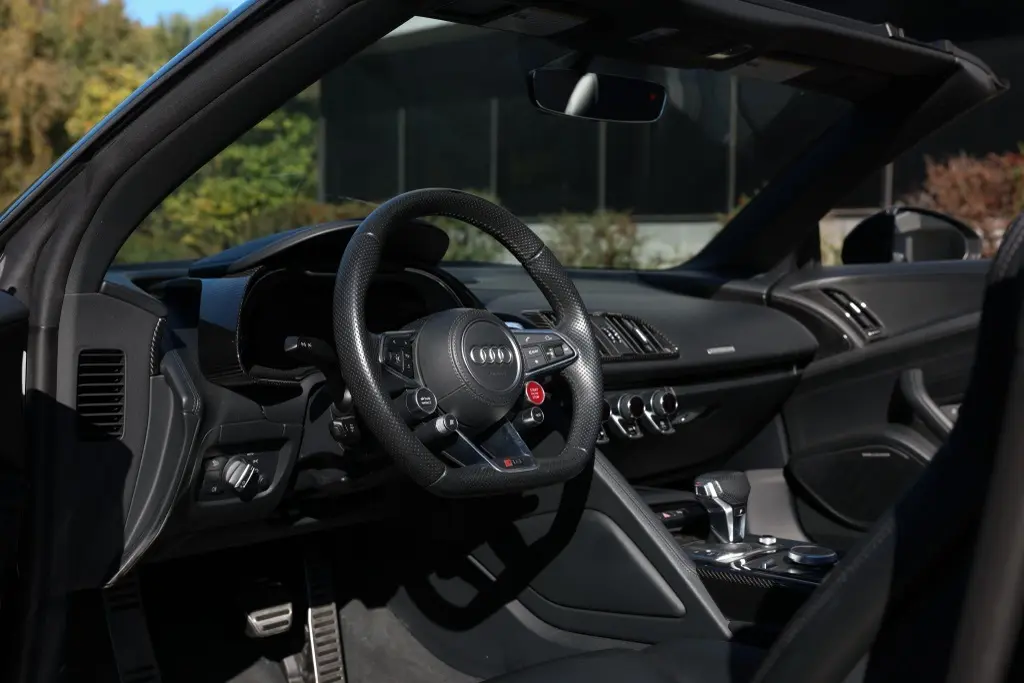 2018 Audi R8 5.2 Plus Quattro photo 3
