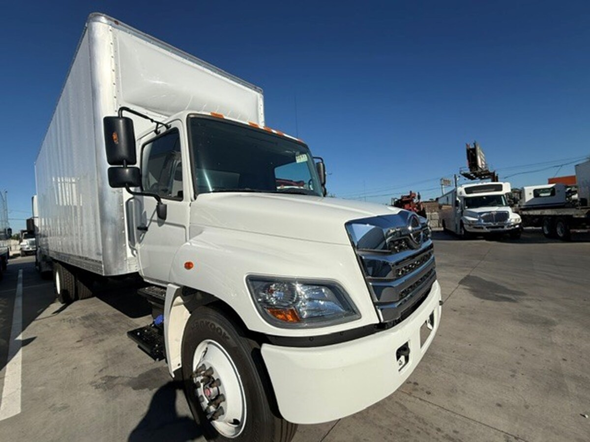 2026 Hino L6 in Phoenix, AZ — photo 2