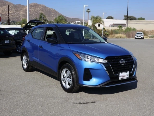 2025 Nissan KICKS PLAY