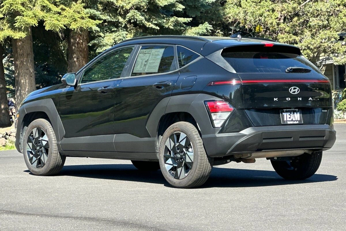 2024 Hyundai Kona SEL - Photo 6