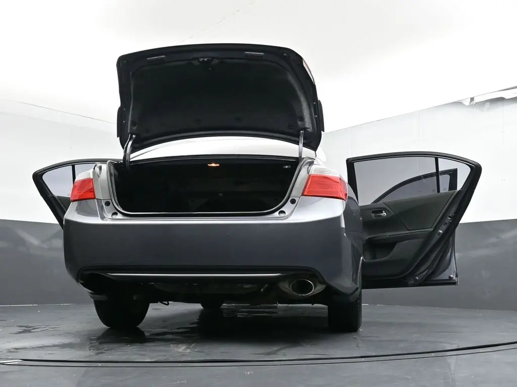 2015 Honda Accord LX photo 47
