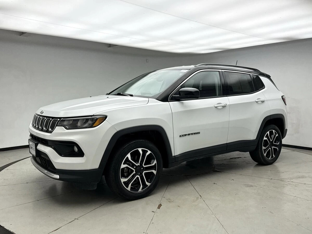 2022 Jeep Compass Limited 4X4's photo