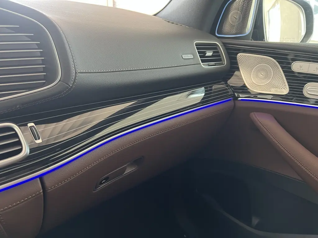 2026 Mercedes Benz GLS 580 4MATIC photo 22