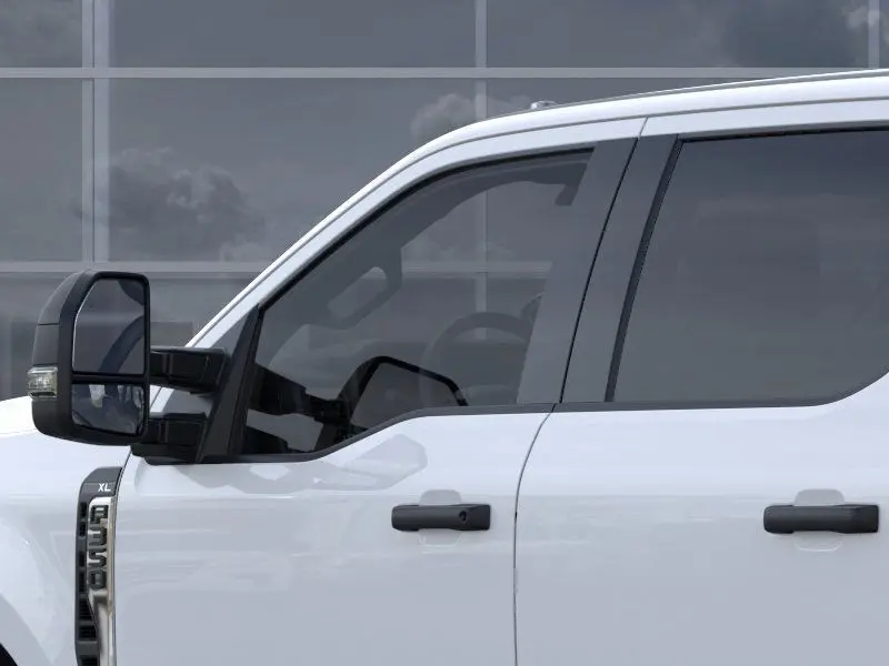 2025 Ford F-350 photo 18