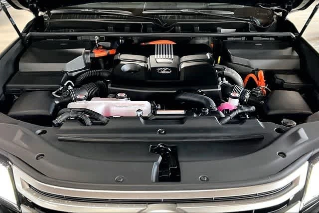 2026 Lexus LX 700h Luxury - Photo 11