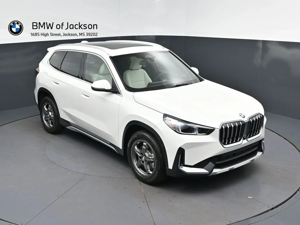 2026 BMW X1 xDrive28i's photo