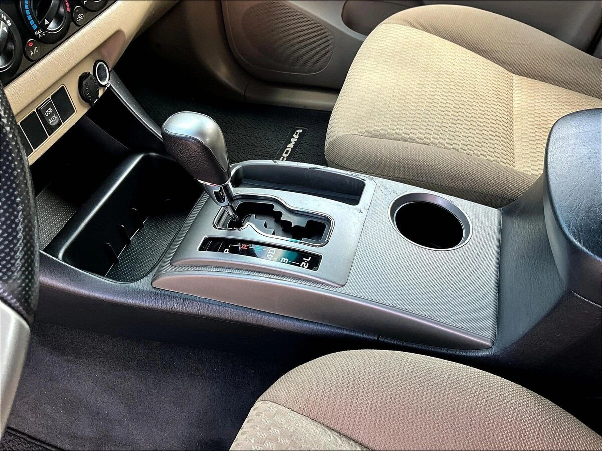 2015 Toyota Tacoma PreRunner - Photo 18
