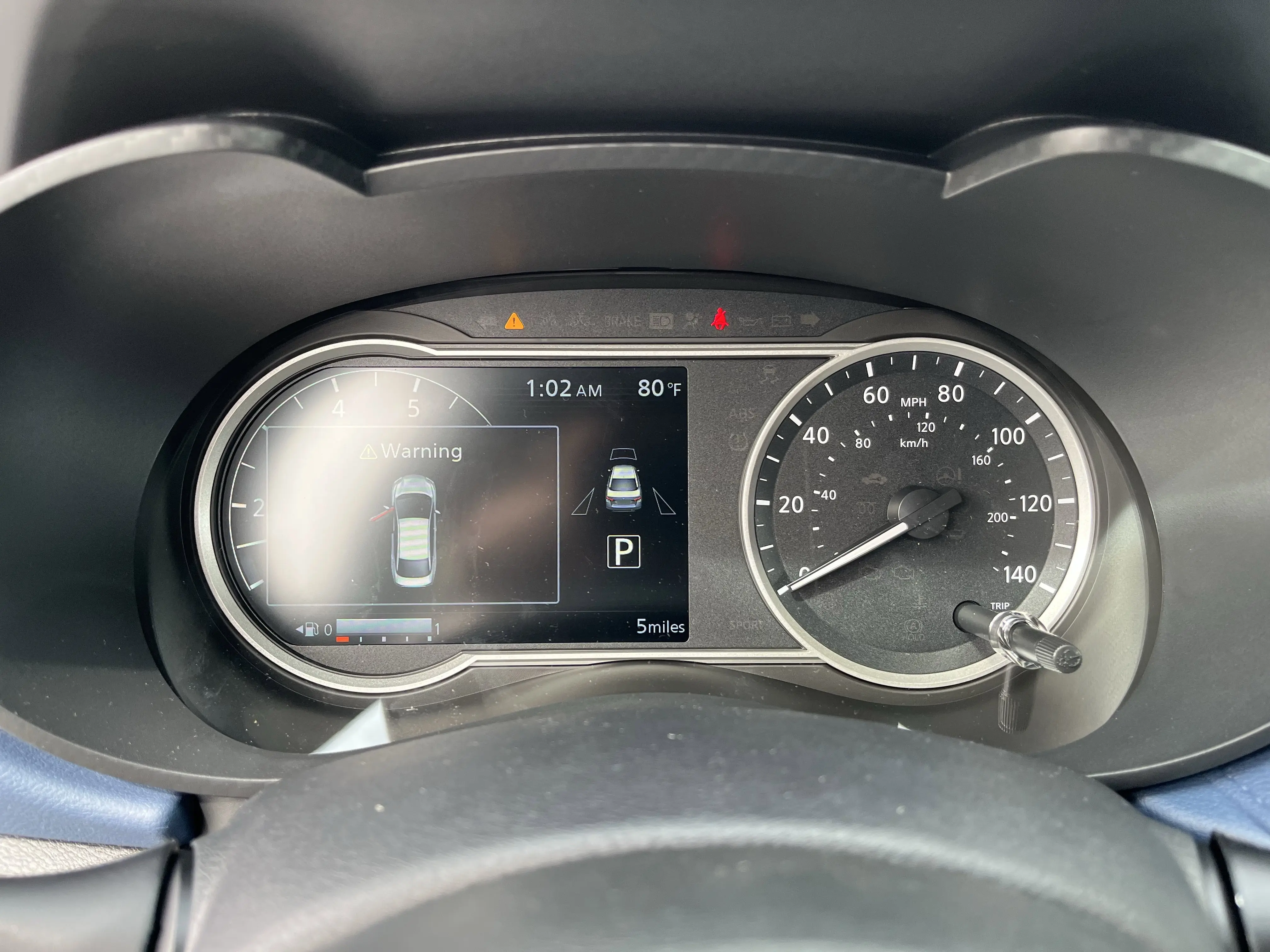 2025 Nissan Versa SV photo 11