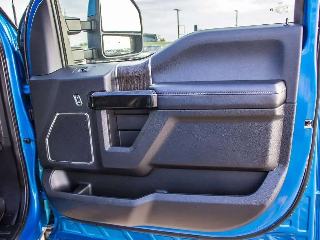2021 Ford F-250 photo 19