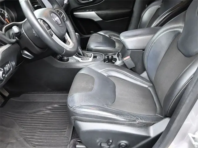 2018 Jeep Cherokee Latitude photo 22