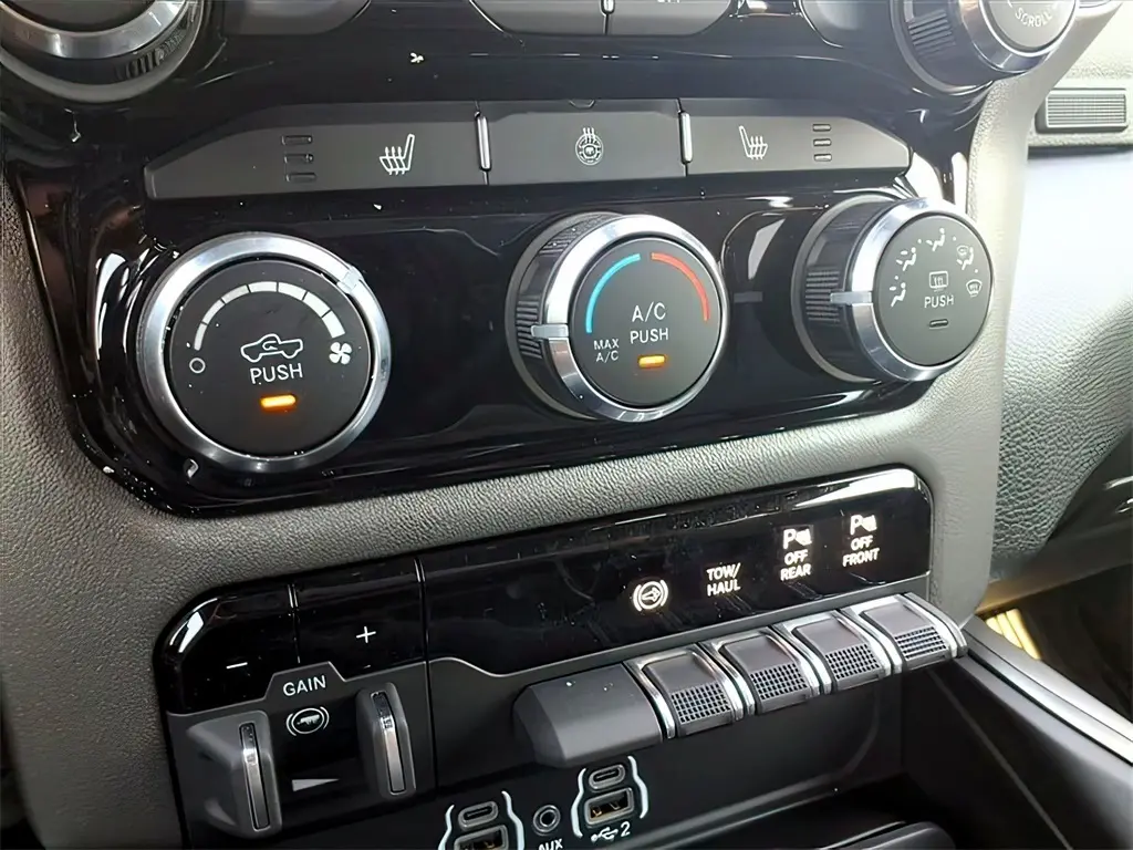 2026 Ram 3500 Lone Star photo 7