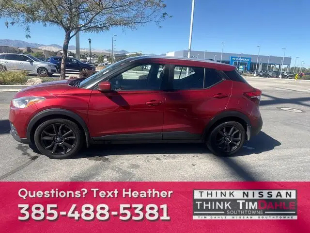 2018 Nissan Kicks SV photo 2