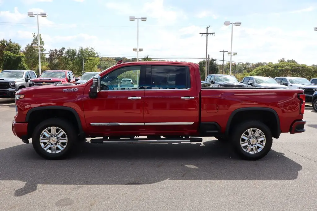 2025 Chevrolet Silverado 2500HD High Country photo 33
