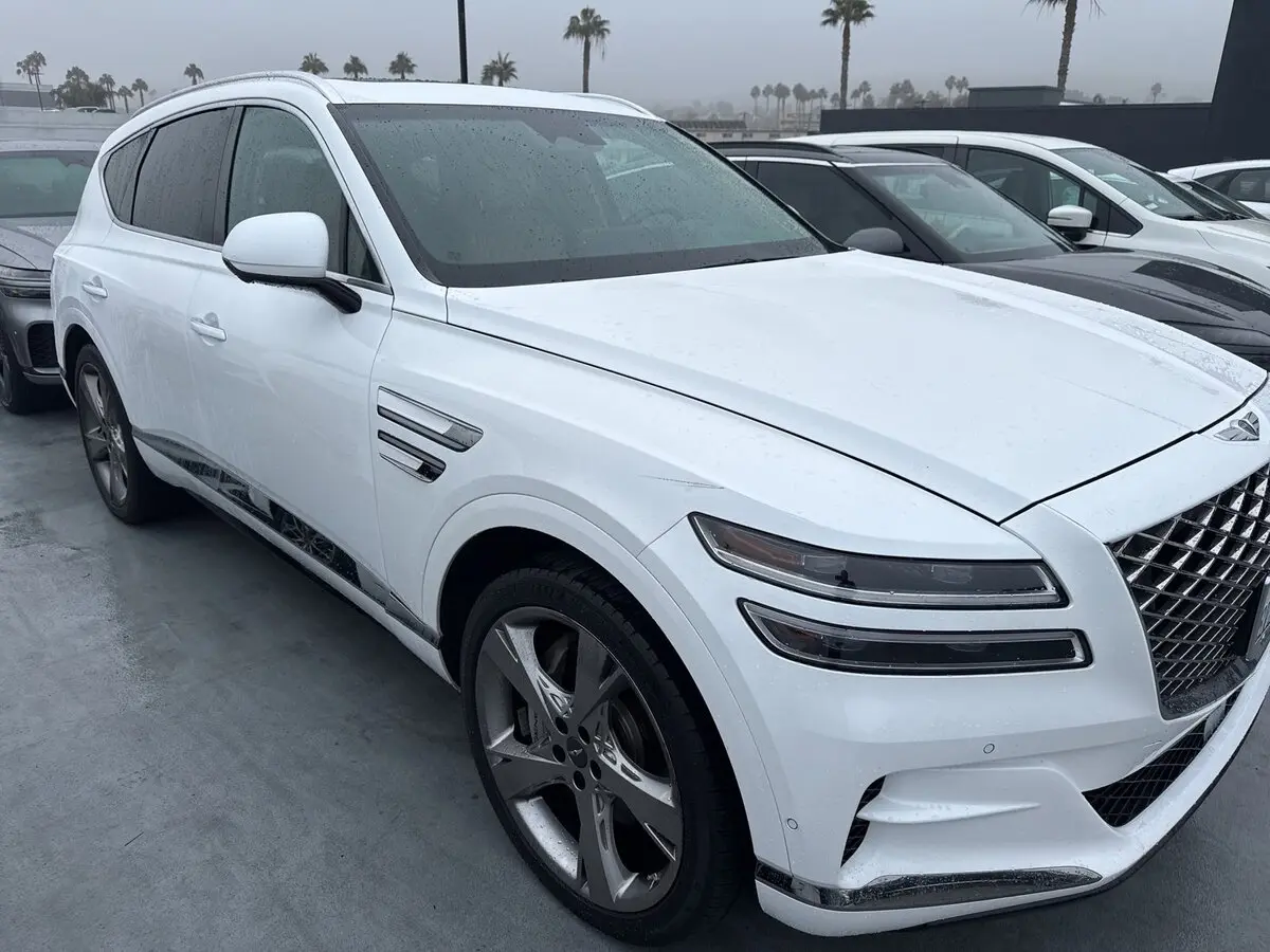 2021 GENESIS GV80's photo