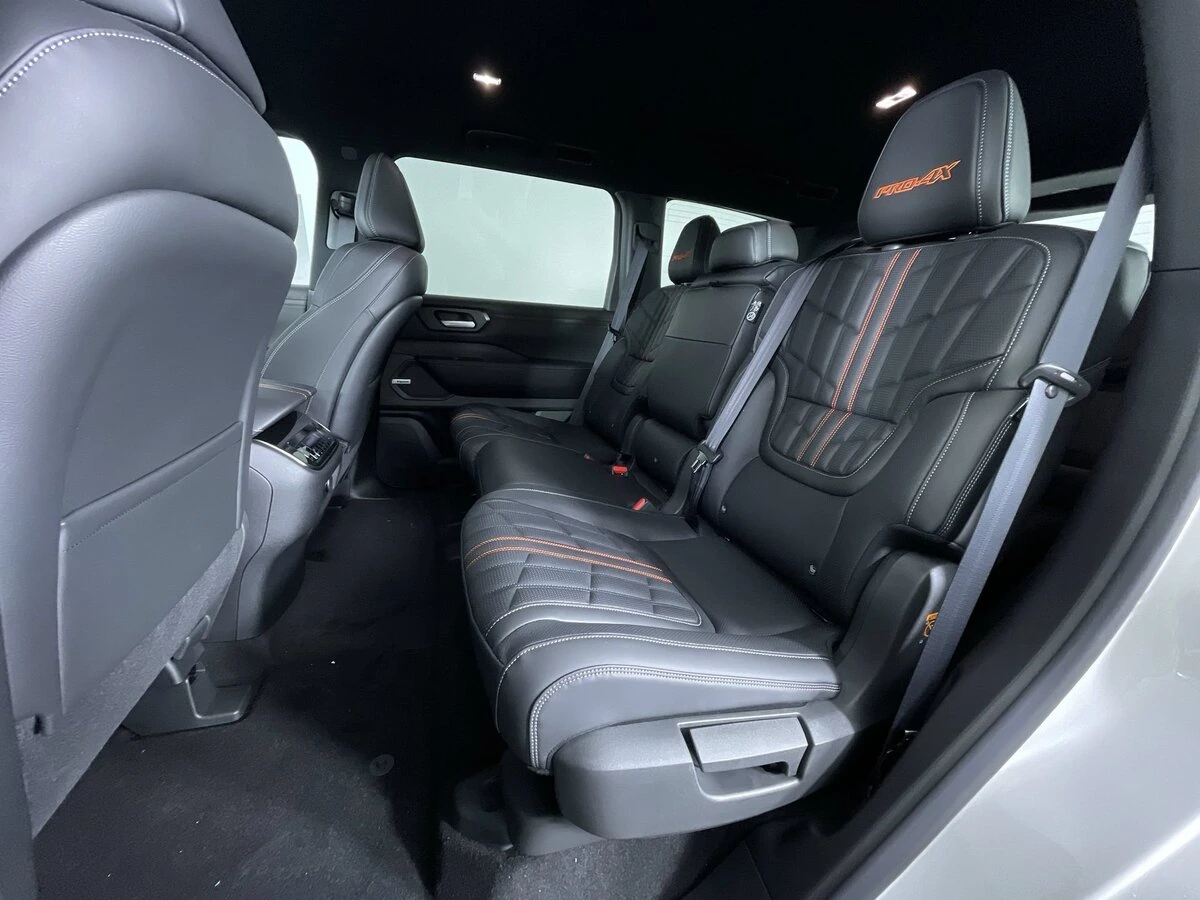 2026 Nissan Armada PRO-4X - Photo 23
