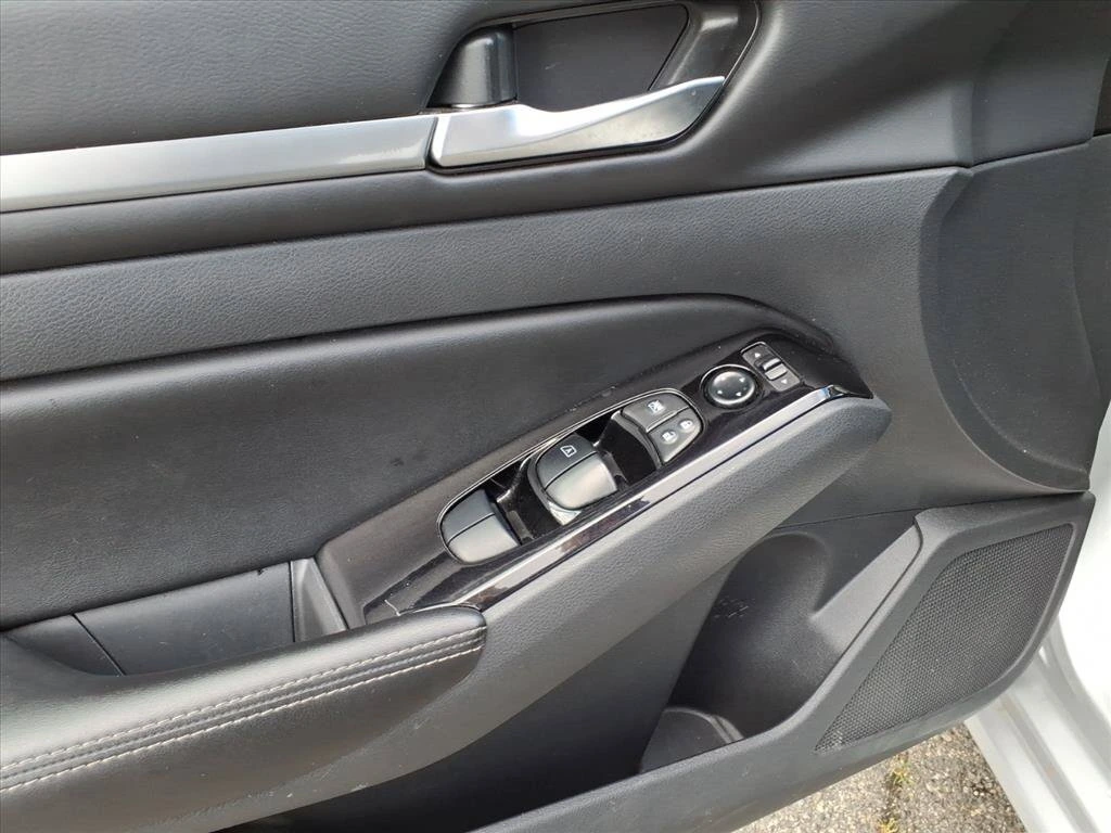 2023 Nissan Altima SV - Photo 20